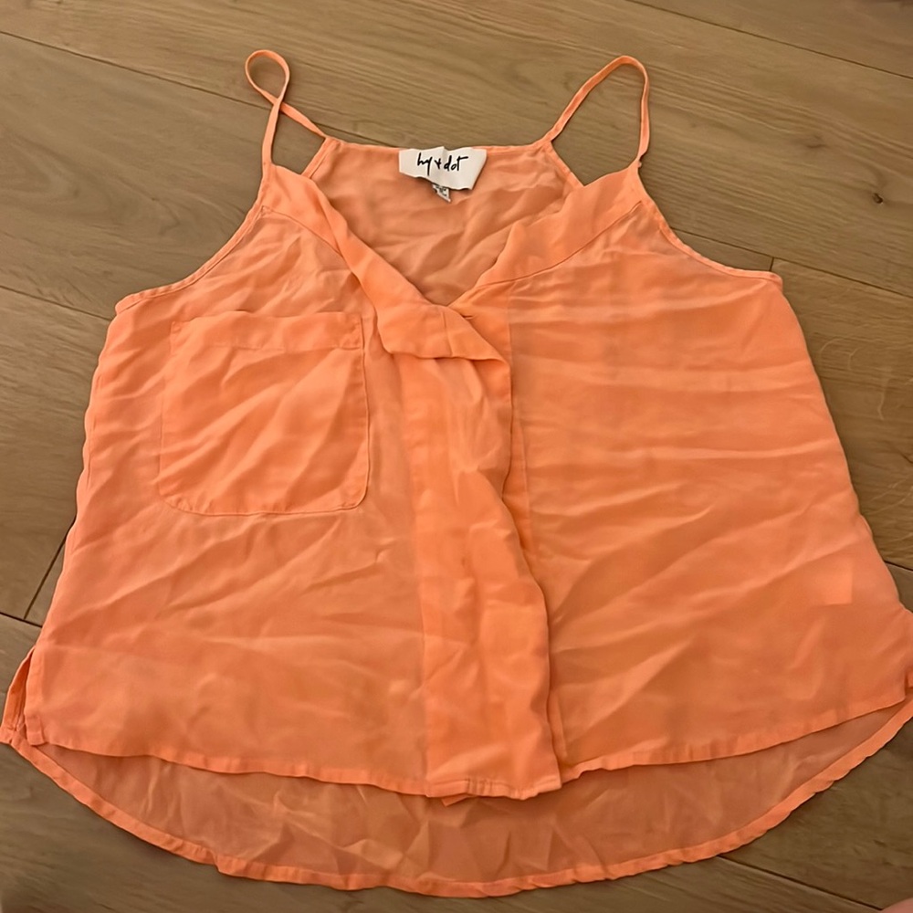 Aritzia peach tank top